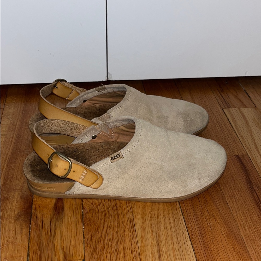 Reef Cushion Sage Sand Clog Sandal
